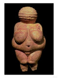 The Venus of Willendorf, Fertility Symbol, Pre-Historic Sculpture, 30000-25000 BC (Front View) Reproduction procédé giclée