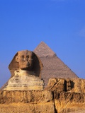 Great Sphinx and the Pyramid of Khafre Fotografisk tryk af Leslie Richard Jacobs