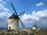 Windmills near Toledo Fotografie-Druck von Mark Karrass