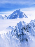 Wrangell Mountains and Clouds Photographie par Joseph Sohm
