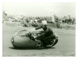 Moto Guzzi Dustbin GP Motorcycle Race Reproduction procédé giclée par Giovanni Perrone