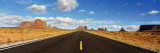 Road, Monument Valley, Arizona, USA Fotografie-Druck von Panoramic Images 