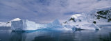 Iceberg Floating on the Water, Paradise Bay, Antarctica Photographie par Panoramic Images 
