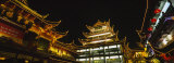 Low Angle View of Buildings Lit Up at Night, Old Town, Shanghai, China Lámina fotográfica por Panoramic Images Low Angle View of Buildings Lit Up at Night, Old Town, Shanghai, China Lámina fotográfica por Panoramic Images