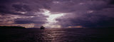 Ferry in the Sea, Elliott Bay, Puget Sound, Washington State, USA Lámina fotográfica por Panoramic Images Ferry in the Sea, Elliott Bay, Puget Sound, Washington State, USA Lámina fotográfica por Panoramic Images