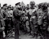 General Dwight D. Eisenhower with 101 Airbourne Fotografía