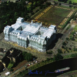 Reichstag von Ost Nach West - Signed Reproductions pour les collectionneurs par Christo 