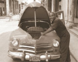 Man Working on Car Art par Nelson Figueredo
