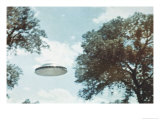 UFO from Coma Berenices Giclée-Druck von Paul Villa