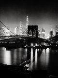 Night View of the Brooklyn Bridge Affiches par Andreas Feininger