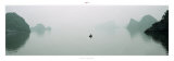 Petit Matin en Baie d'Halong Poster par Philip Plisson