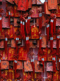 Prayer Offerings at Dongyue Temple in Chaoyangmen Wai Bejing, China Photographie par Phil Weymouth