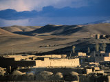 Hills, Mountain and Town by Hari Rud River, Chaghcharan, Afghanistan Photographie par Stephane Victor