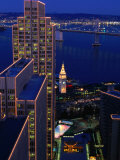 Embarcadero Area at Night, San Francisco, California, USA Lámina fotográfica por Roberto Gerometta Embarcadero Area at Night, San Francisco, California, USA Lámina fotográfica por Roberto Gerometta