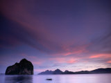 Bacult Archipelago Islands at Dawn, El Nido, Palawan, Philippines Lámina fotográfica por John Pennock Bacult Archipelago Islands at Dawn, El Nido, Palawan, Philippines Lámina fotográfica por John Pennock