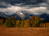 Storm Clouds Over Mountains and Trees, Grand Teton National Park, USA Photographie par Carol Polich