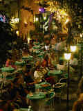 Outdoor Dining Sicilian Style, Taormina, Sicily, Italy 写真プリント - ダラス・ストライブリー
