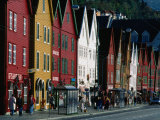 Wooden Buildings of the Bryggen, Bergen, Norway Lámina fotográfica por Anders Blomqvist Wooden Buildings of the Bryggen, Bergen, Norway Lámina fotográfica por Anders Blomqvist