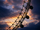 Detail of London Eye at Sunset, London, United Kingdom Photographie par Dennis Johnson