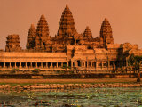 Angkor Wat at Dawn., Angkor, Siem Reap, Cambodia Fotografisk trykk av John Banagan