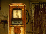 Old Petrol Pumps at Kaplan Gas Station, New Orleans, Louisiana, USA Fotografisk tryk af Dallas Stribley Old Petrol Pumps at Kaplan Gas Station, New Orleans, Louisiana, USA Fotografisk tryk af Dallas Stribley