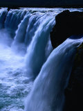 Godafoss Waterfall (Waterfall of the Gods), Nordurland Eystra, Iceland Photographie par Grant Dixon