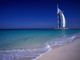 The Burj Al Arab or the Arabian Tower of the Jumeirah Beach Resort, Dubai, United Arab Emirates Reprodukcja zdjęcia autor Neil Setchfield The Burj Al Arab or the Arabian Tower of the Jumeirah Beach Resort, Dubai, United Arab Emirates Reprodukcja zdjęcia autor Neil Setchfield