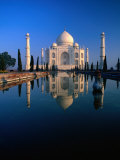 Taj Mahal in Early Morning, Agra, India Fotografie-Druck von Chris Mellor