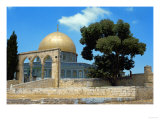 The Dome of the Rock was Built During the Omayyad Caliphate on the Temple Mount in Jerusalem Giclee Print