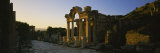 Facade of a Temple, Hadrian Temple, Ephesus, Turkey Lámina fotográfica por Panoramic Images
