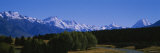 Road Leading Towards Mountains, Mt. Cook, South Island New Zealand, New Zealand Lámina fotográfica por Panoramic Images Road Leading Towards Mountains, Mt. Cook, South Island New Zealand, New Zealand Lámina fotográfica por Panoramic Images
