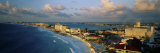 Hotels and Resorts on the Beach, Cancun, Mexico Fotografie-Druck von Panoramic Images 