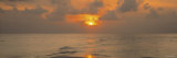 Sunset over an Ocean, Indian Ocean, Maldives Lámina fotográfica por Panoramic Images Sunset over an Ocean, Indian Ocean, Maldives Lámina fotográfica por Panoramic Images