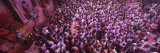People Celebrating Holi, Braj, Mathura, Uttar Pradesh, India Lámina fotográfica por Panoramic Images People Celebrating Holi, Braj, Mathura, Uttar Pradesh, India Lámina fotográfica por Panoramic Images
