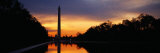 Silhouette of an Obelisk at Dusk, Washington Monument, Washington D.C., USA Lámina fotográfica por Panoramic Images Silhouette of an Obelisk at Dusk, Washington Monument, Washington D.C., USA Lámina fotográfica por Panoramic Images
