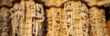 Sculptures Carved on a Wall of a Temple, Jain Temple, Ranakpur, Rajasthan, India Lámina fotográfica por Panoramic Images Sculptures Carved on a Wall of a Temple, Jain Temple, Ranakpur, Rajasthan, India Lámina fotográfica por Panoramic Images