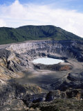 Looking into Poas Crate, Poas Volcano National Park, Costa Rica Affiches par Juan Manuel Borrero