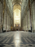 Interior of Amiens Cathedral, Amiens, Unesco World Heritage Site, Nord, France Lámina fotográfica por Richard Ashworth