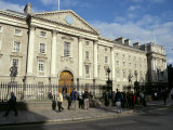 Trinity College Old Library Built Between 1712 and 1732, College Green, Dublin, Republic of Ireland Photographie par Pearl Bucknall