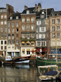 Vieux Bassin (Old Port), Honfleur, Normandy, France Photographie par Pearl Bucknall
