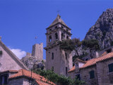 Bell Tower and Fortress, Omis, Makarska Riviera, Croatia 写真プリント - ジーン・Brooks