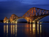 Forth Railway Bridge at Night, Queensferry, Edinburgh, Lothian, Scotland, United Kingdom Fotografie-Druck von Neale Clarke