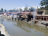Cremations, Pashupatinath Temple, Kathmandu, Nepal Photographie par Ethel Davies