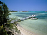 Beach and Jetty, Near Georgetown, Exuma, Bahamas, West Indies, Central America Lámina fotográfica por Ethel Davies