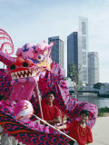 Chinese Dragon Dancers, Singapore National Day, Singapore, Southeast Asia Lámina fotográfica por Alain Evrard