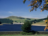 Ladybower Reservoir, Peak District, Derbyshire, England, United Kingdom Photographie par Chris Nicholson