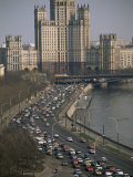 Rush Hour Traffic on Moskvoretskaya, Moskva River, Moscow, Russia Photographic Print by Gavin Hellier