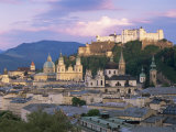 Kollegienkirche and Cathedral in Old Town, Salzburg, Austria Lámina fotográfica por Gavin Hellier Kollegienkirche and Cathedral in Old Town, Salzburg, Austria Lámina fotográfica por Gavin Hellier