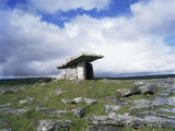 Poulnabrone Dolmen Near Lisdonvarna, County Clare, Munster, Eire (Republic of Ireland) Photographie par Hans Peter Merten