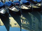 Gondolas and Reflections, Orseole, Near St. Mark's Square, Venice, Veneto, Italy Photographie par Lee Frost